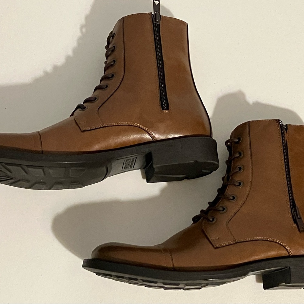 NWOT Kenneth Cole Reaction Tan Leather Boots Size 7 Men - Picture 2 of 7